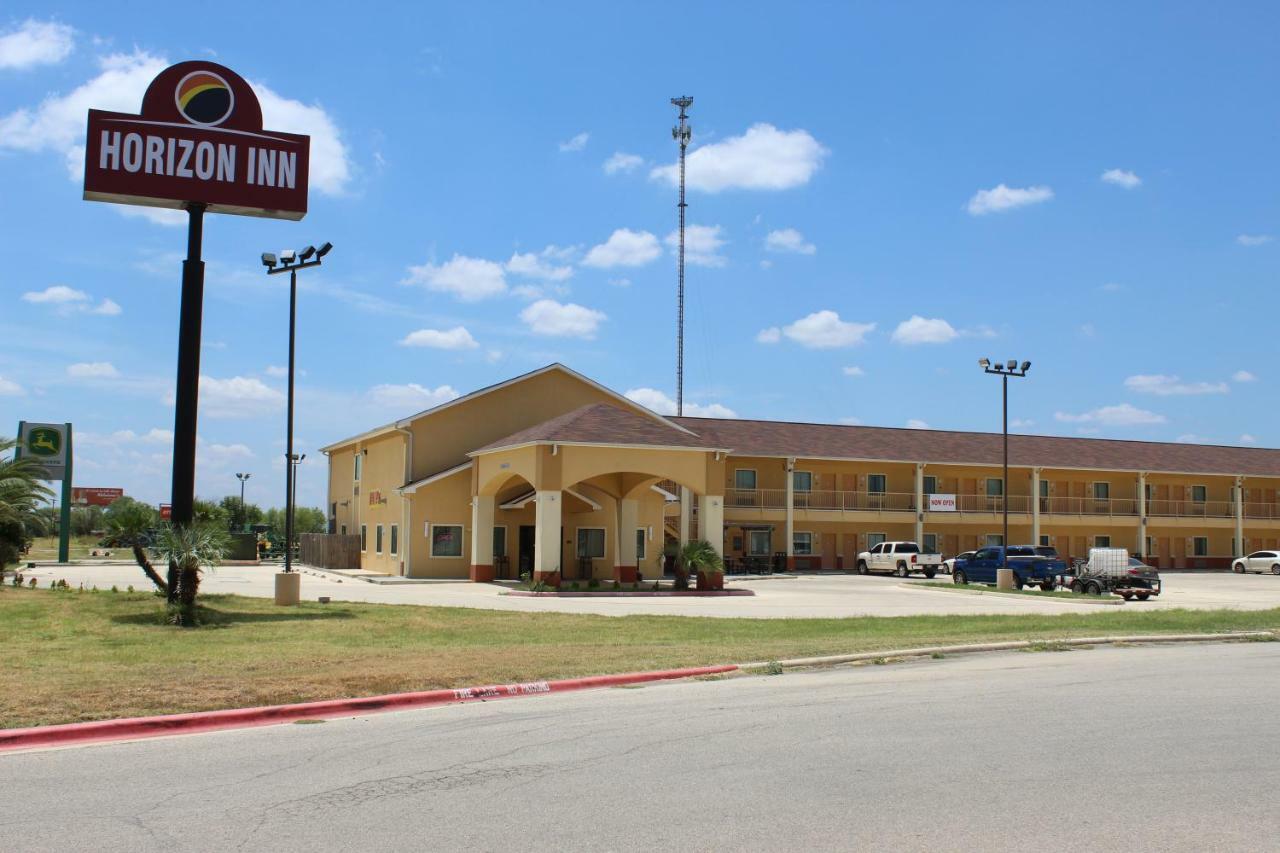 Horizon Inn & Suites Pearsall Exteriér fotografie